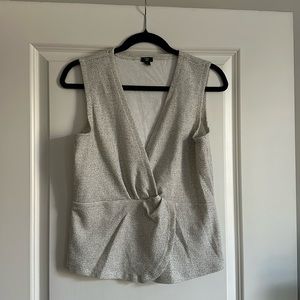 J CREW | V NECK TOP